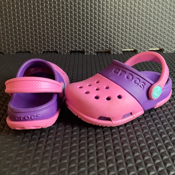 CROCS Other - CROCS baby girl shoes